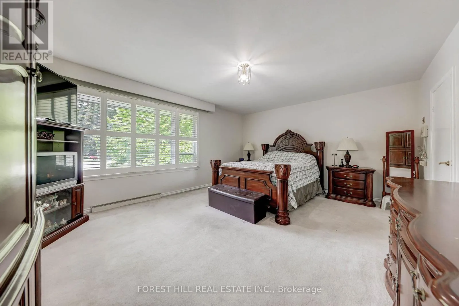 89 PORTAGE AVENUE