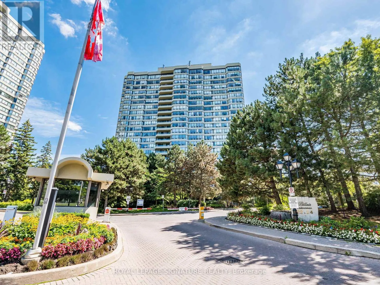 2204 - 24 HANOVER ROAD