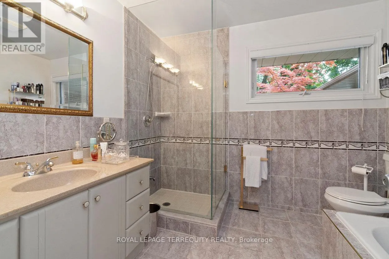 416 THE KINGSWAY