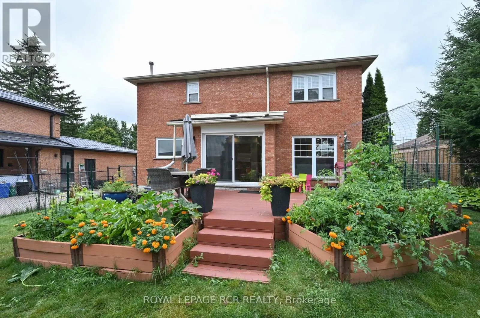 230 BEECHFIELD CRESCENT