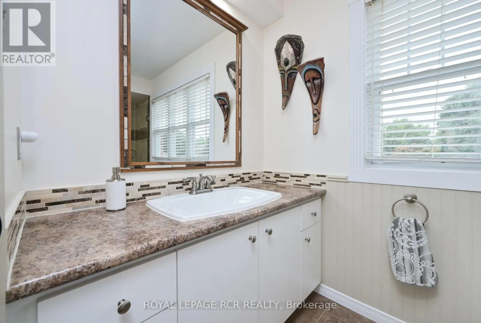 230 BEECHFIELD CRESCENT