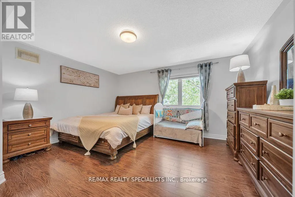 22 CLAYBORNE AVENUE