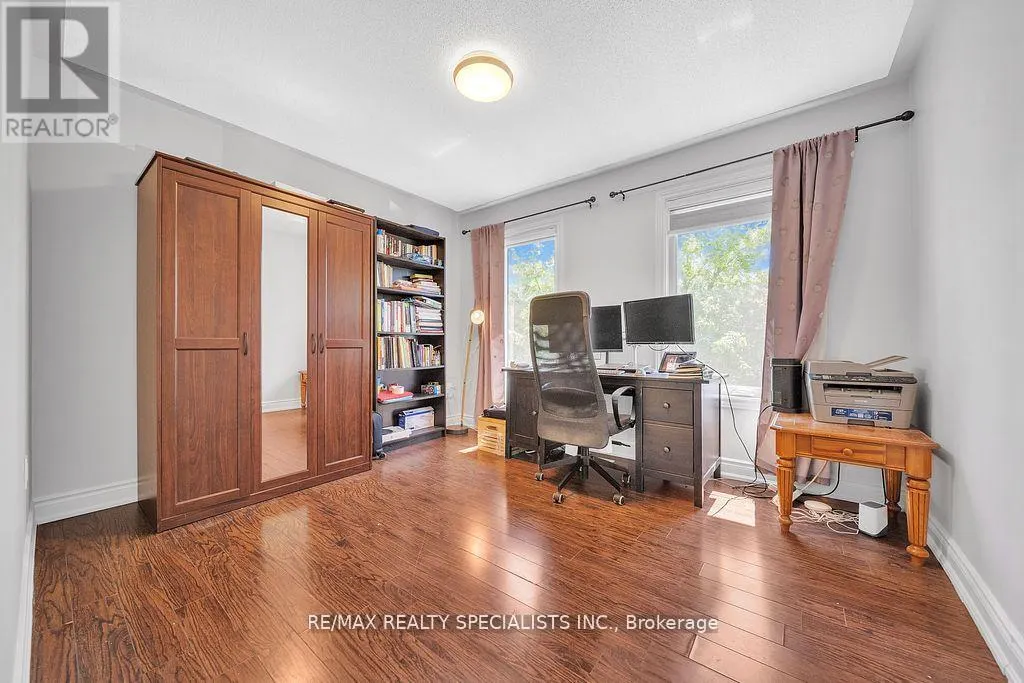 22 CLAYBORNE AVENUE