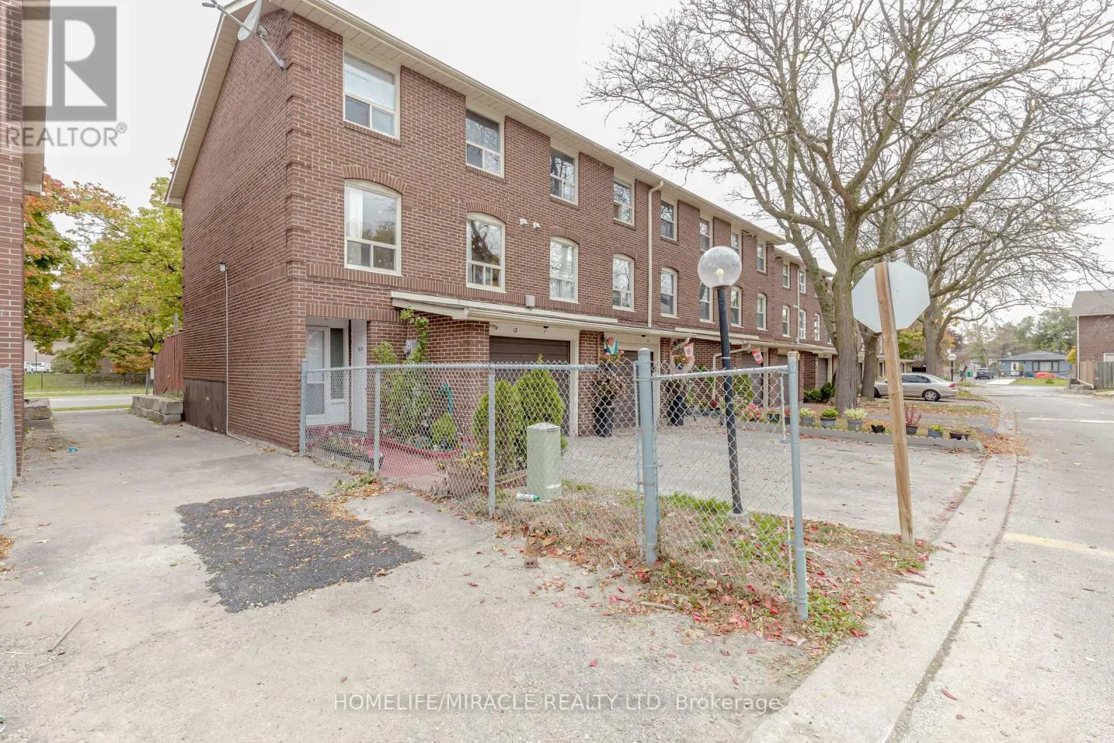 12 - 12 EDEN PARK DRIVE