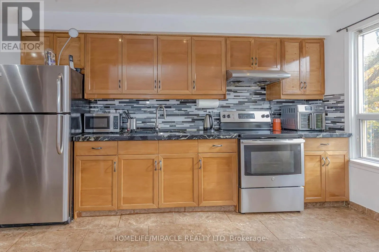12 - 12 EDEN PARK DRIVE
