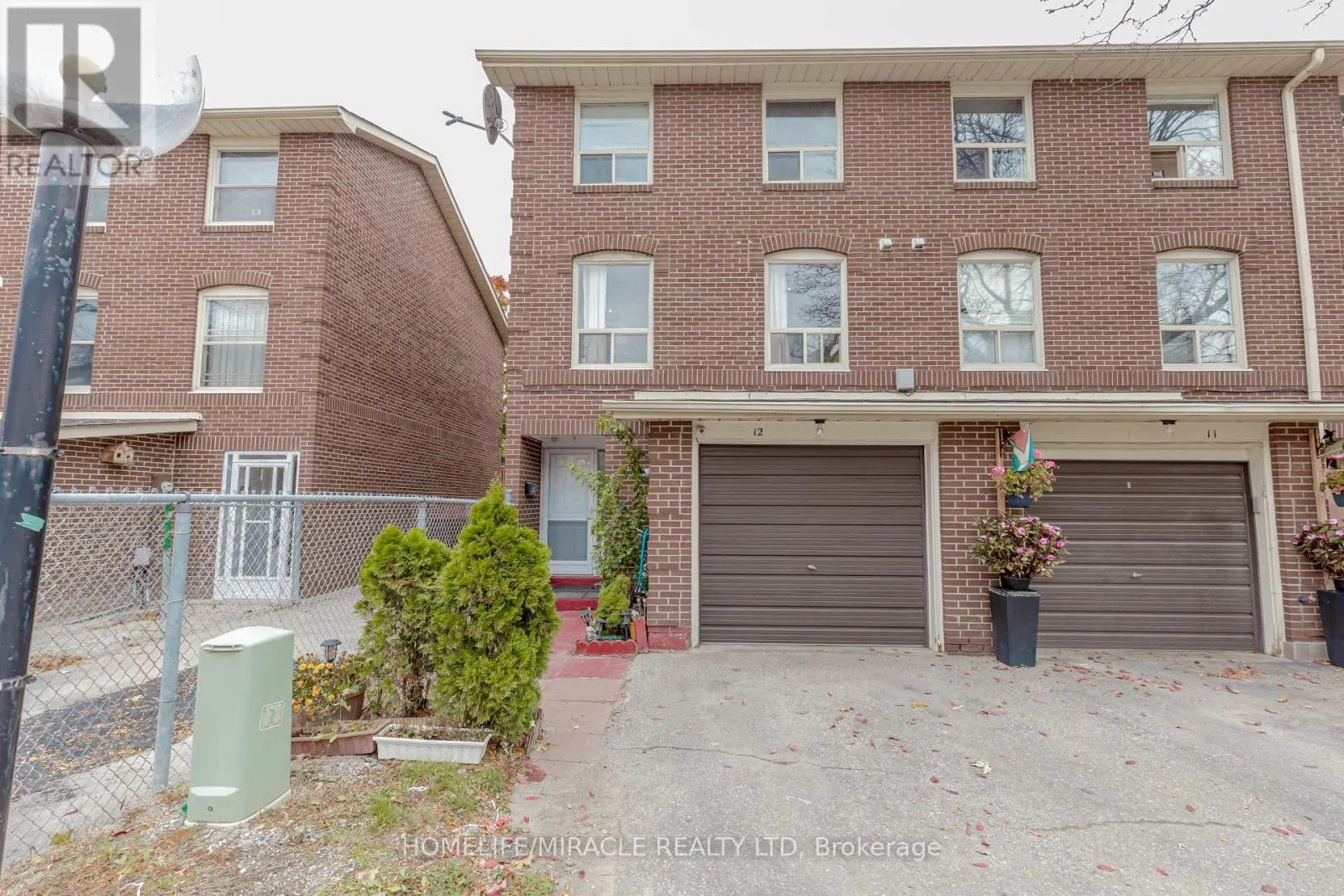 12 - 12 EDEN PARK DRIVE