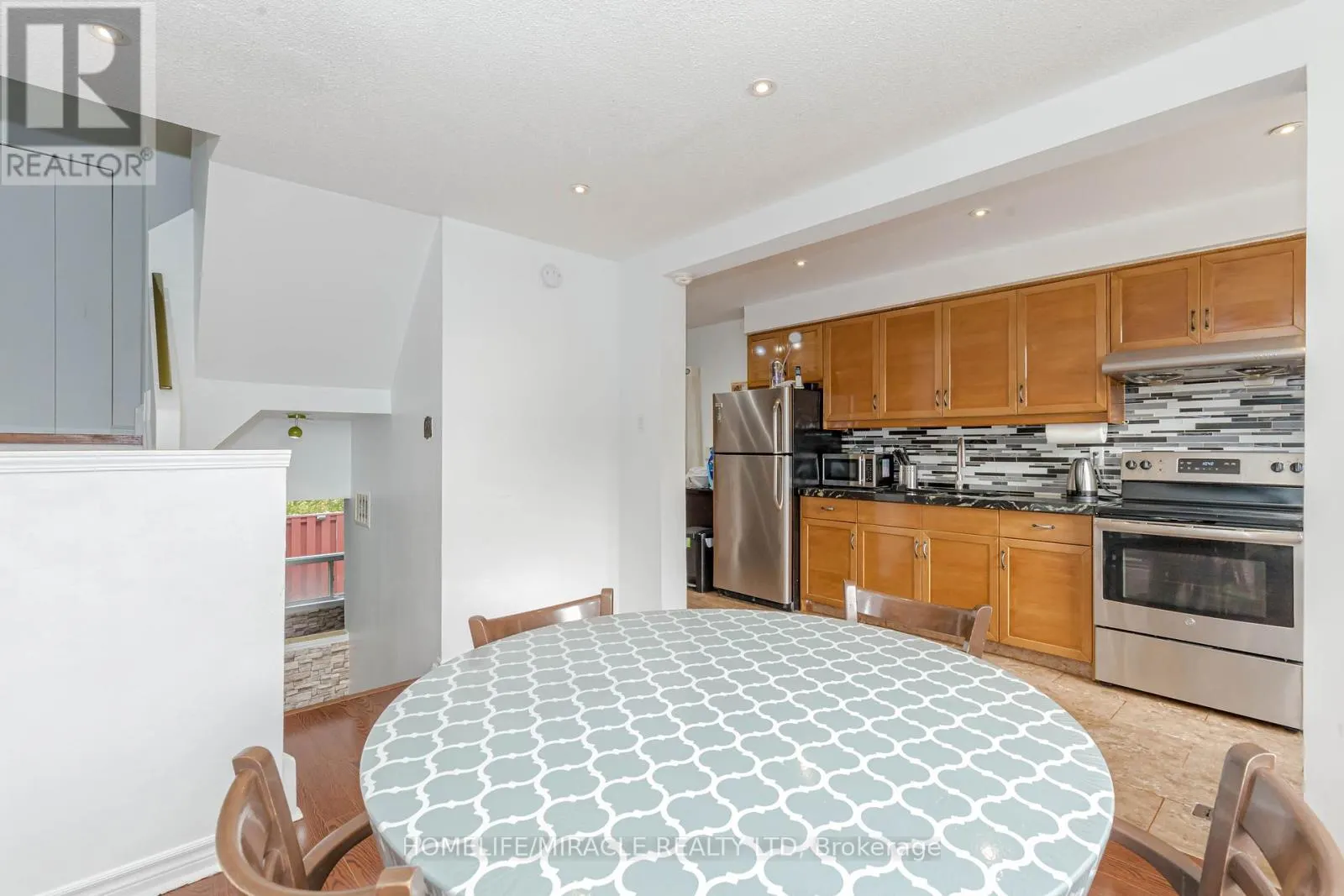 12 - 12 EDEN PARK DRIVE