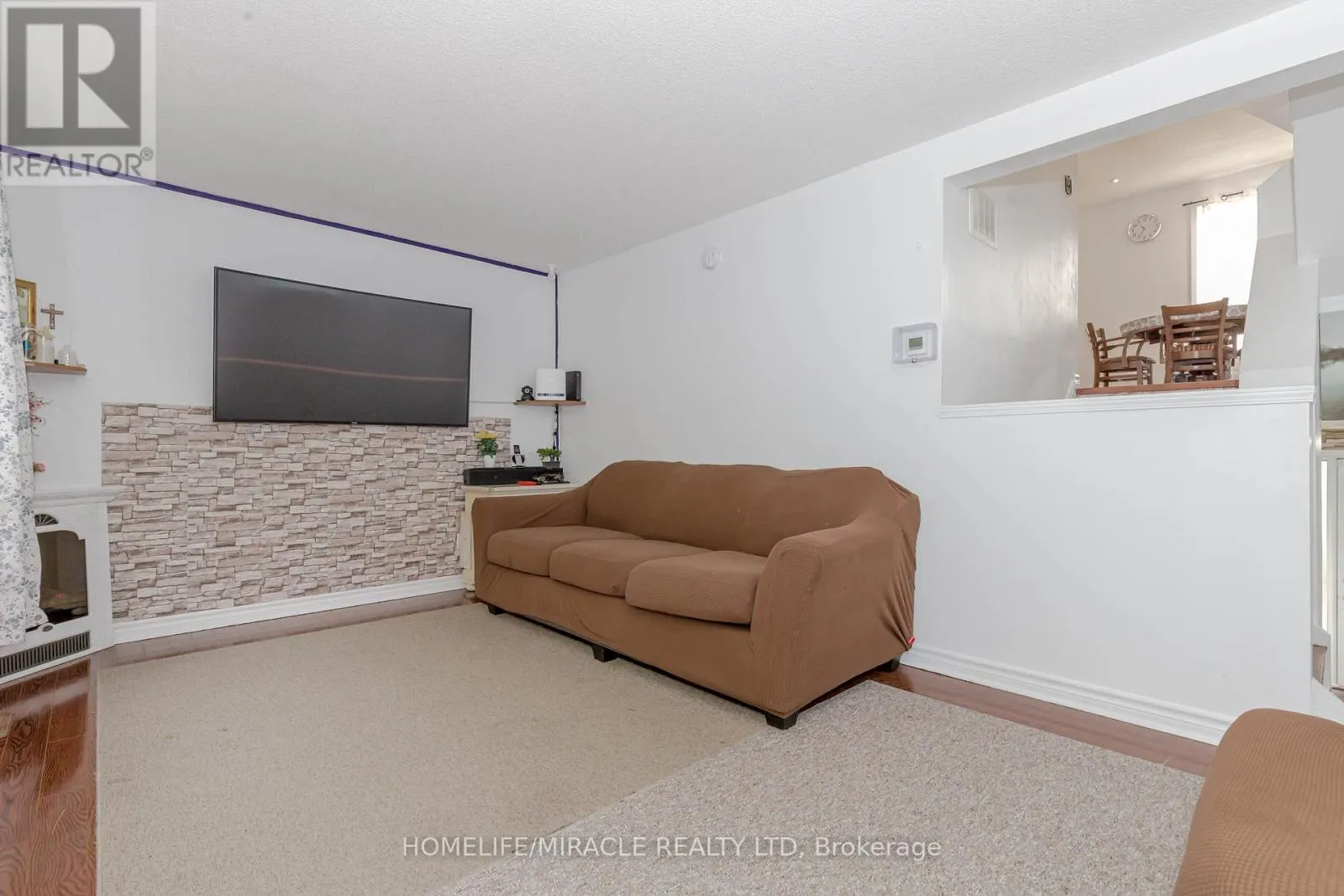 12 - 12 EDEN PARK DRIVE