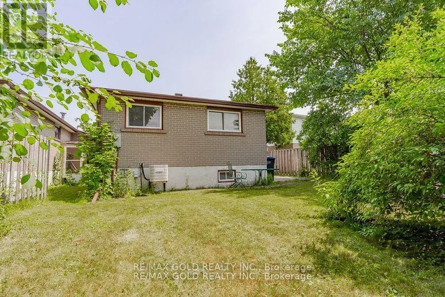 10 EDENRIDGE DRIVE