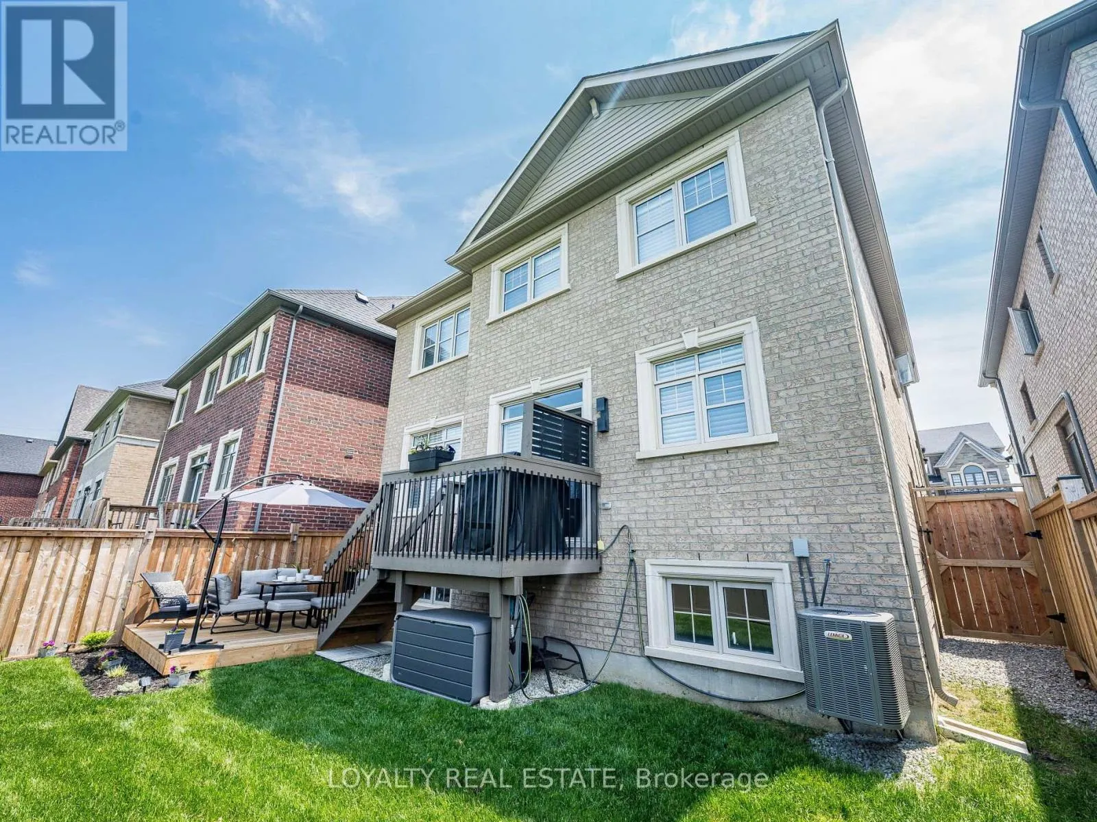 12 WAINWRIGHT DRIVE