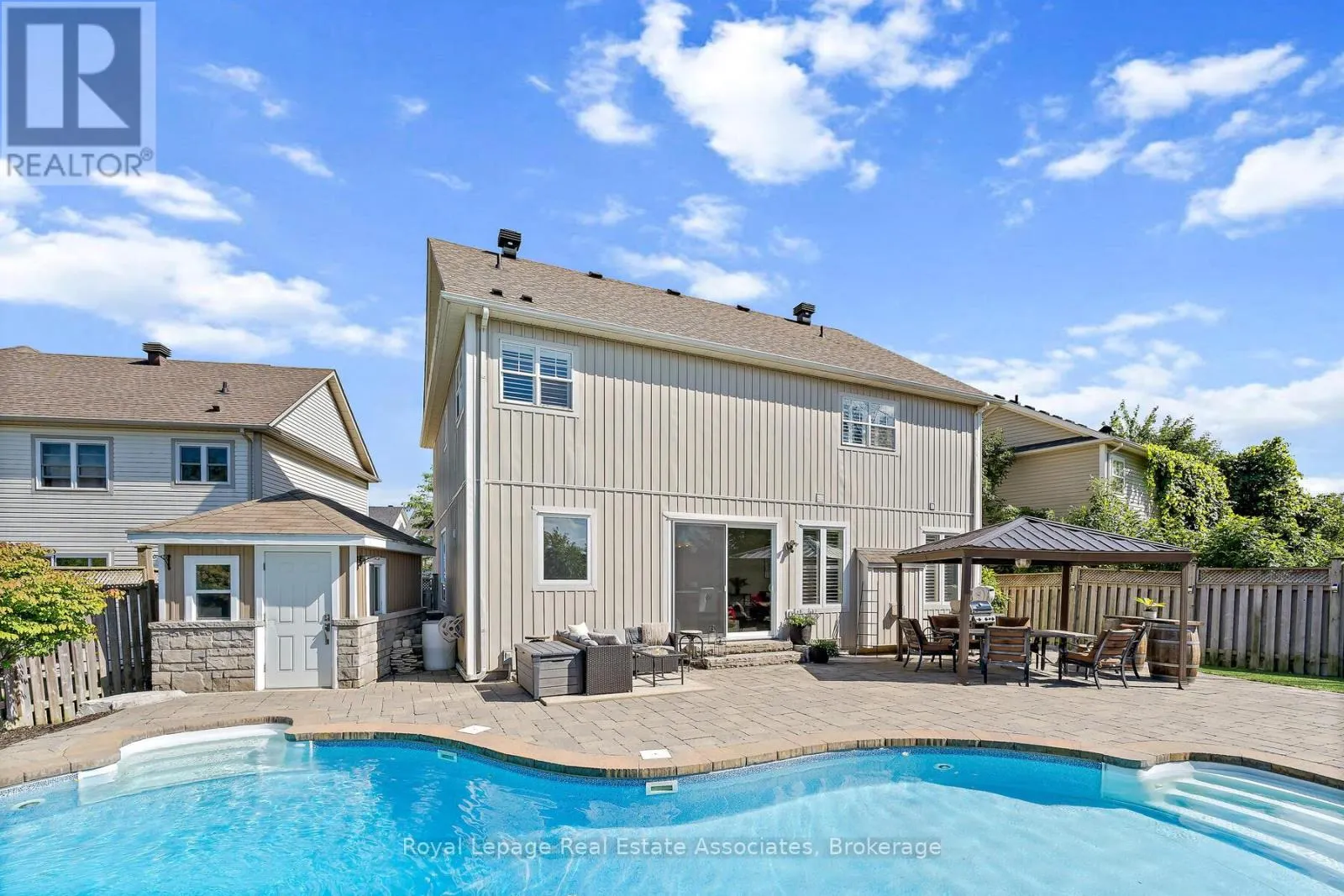 27 BROWNS CRESCENT