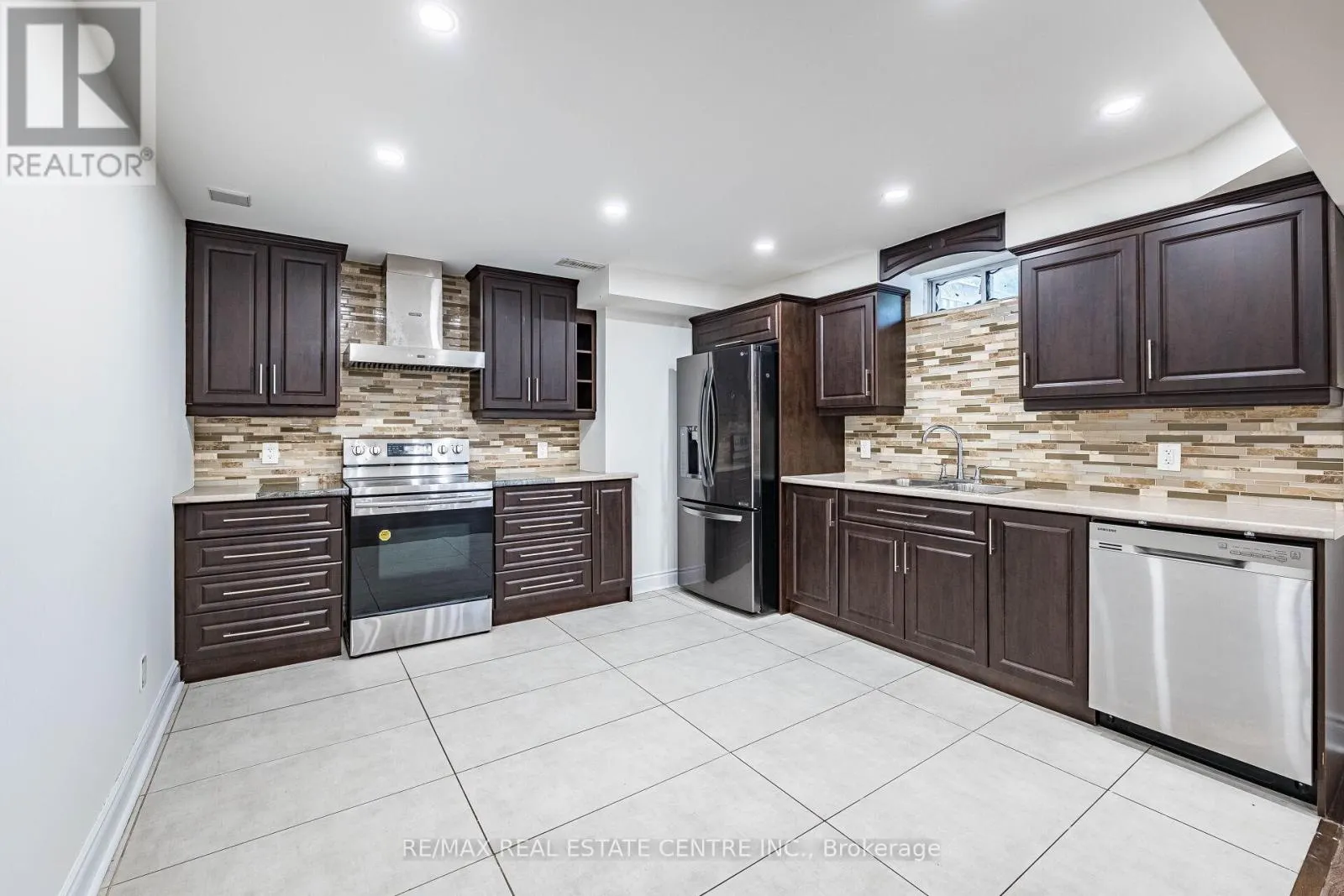 9 SPARTA DRIVE