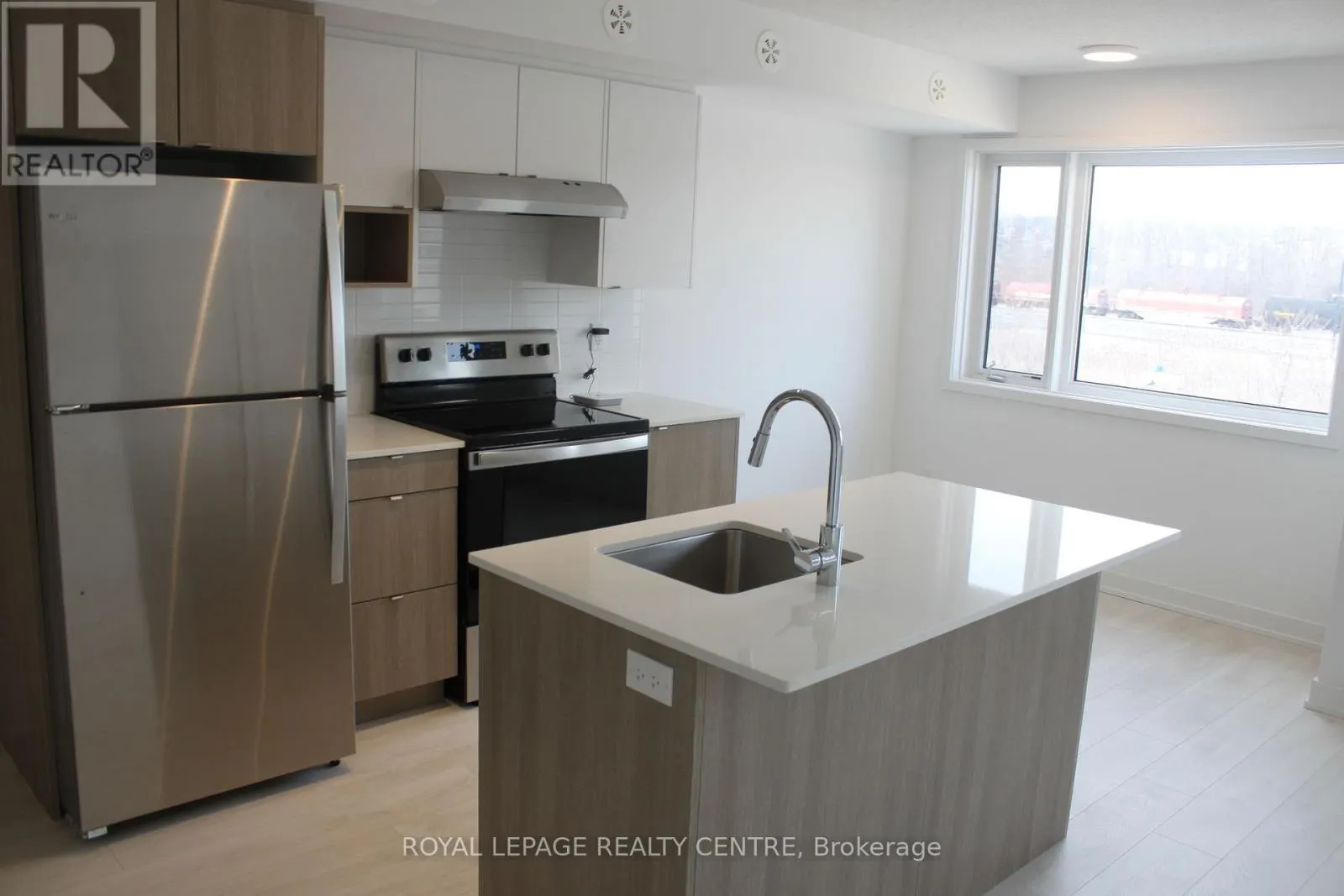 1141 COOKE BLVD #402 BOULEVARD