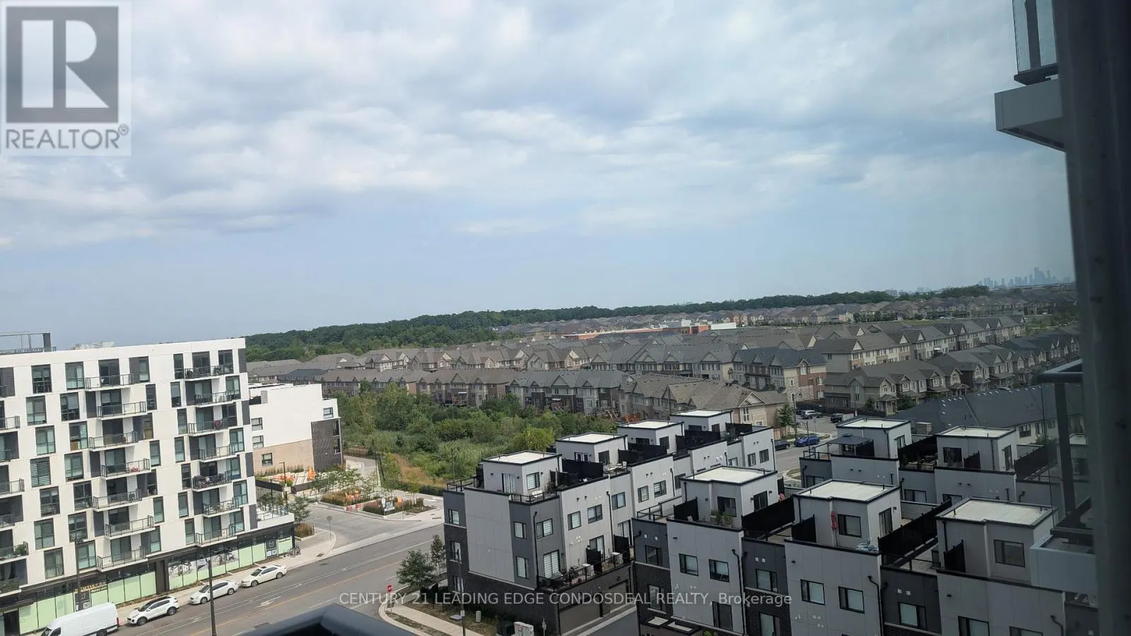 904 - 3079 TRAFALGAR ROAD