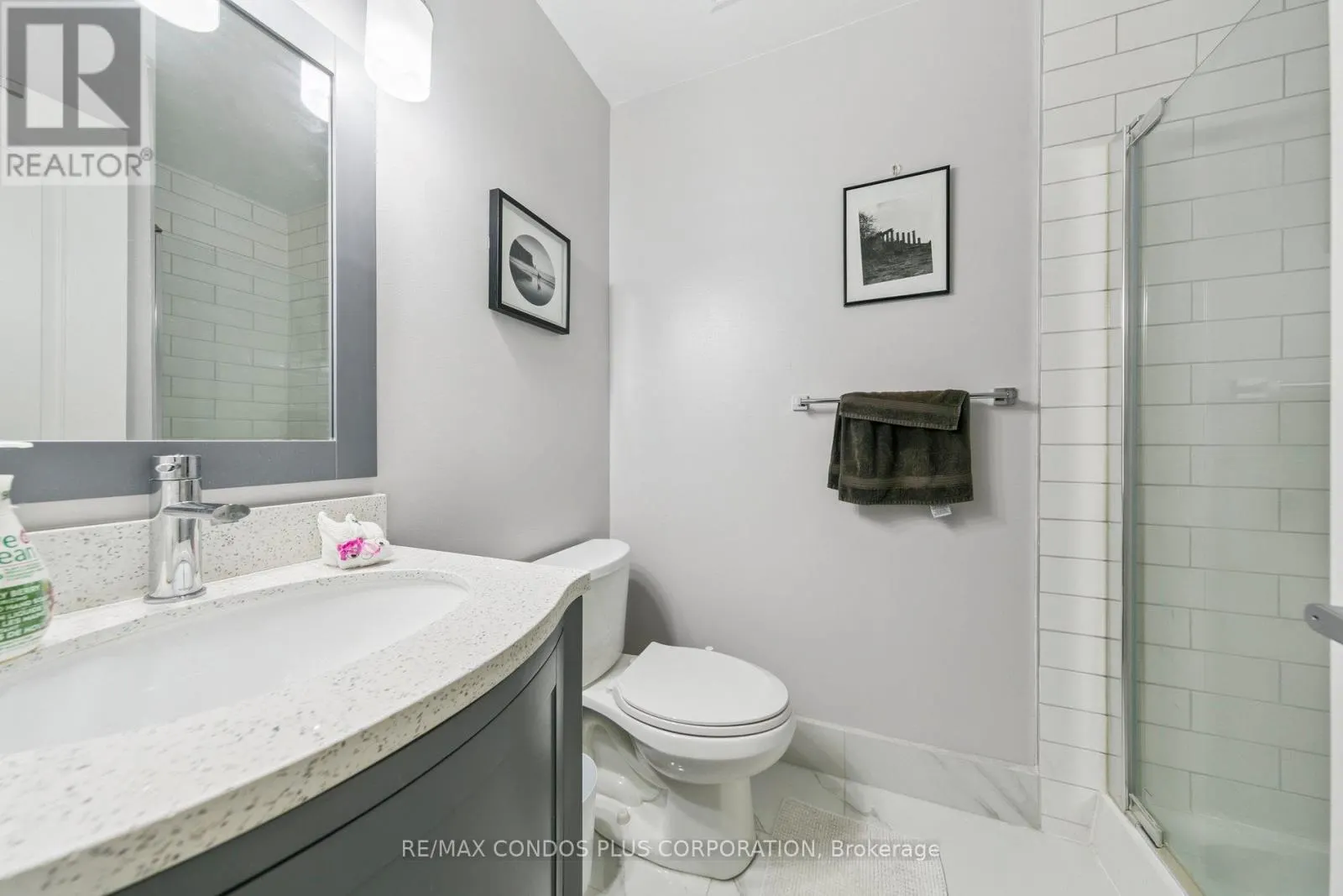 2709 - 1 ELM DRIVE W