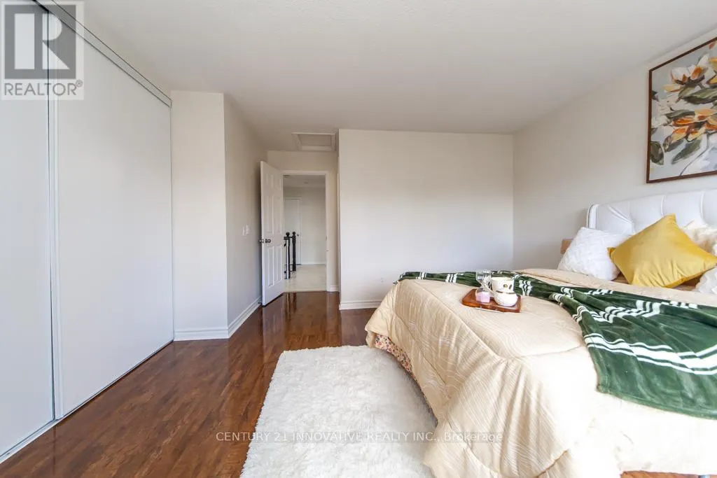25 MORNINGDEW CRESCENT