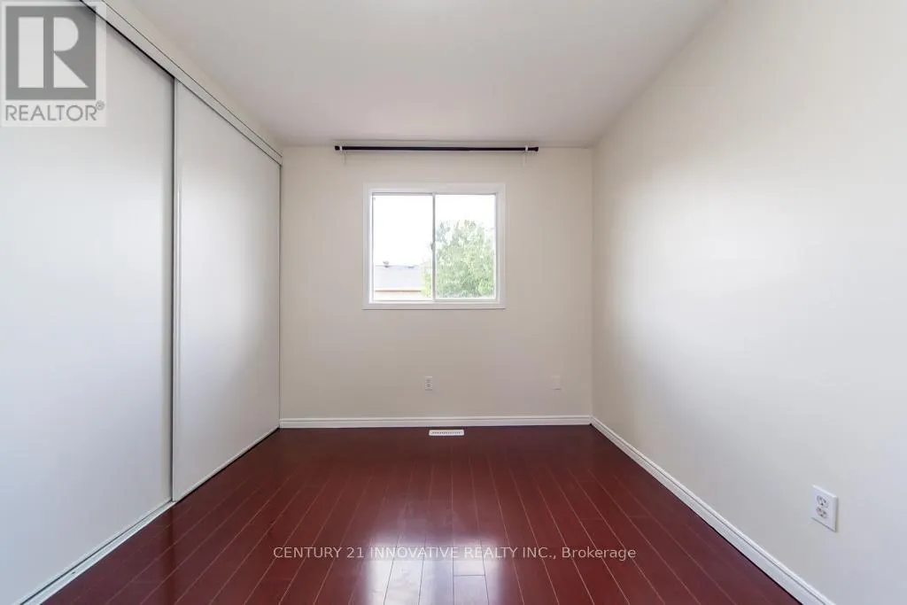 25 MORNINGDEW CRESCENT