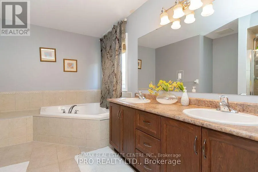 26 MAYBECK DRIVE