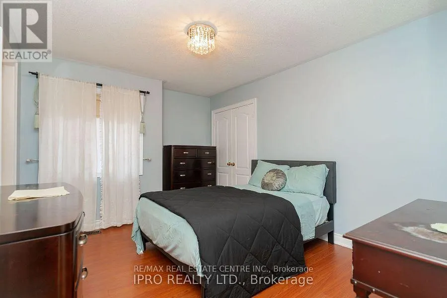 26 MAYBECK DRIVE