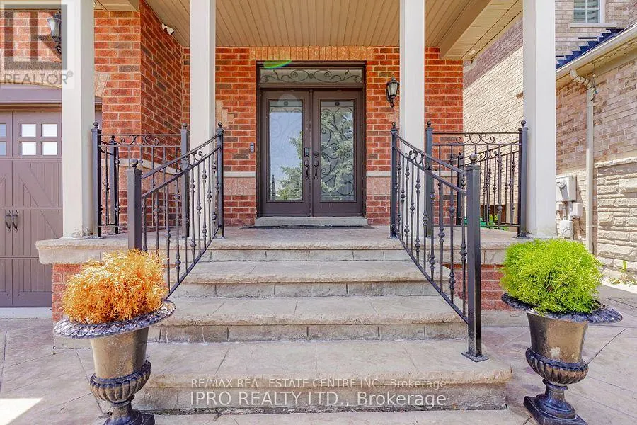 26 MAYBECK DRIVE