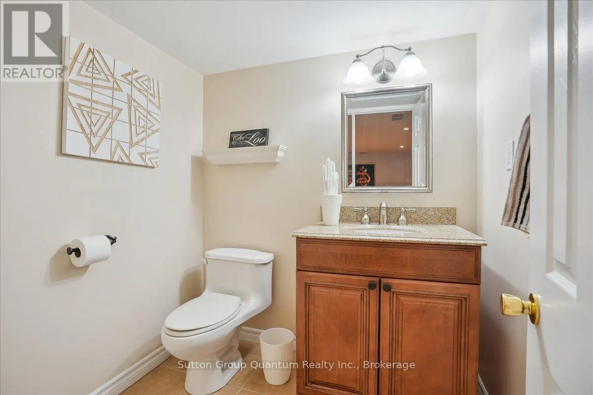 2477 LONGRIDGE CRESCENT