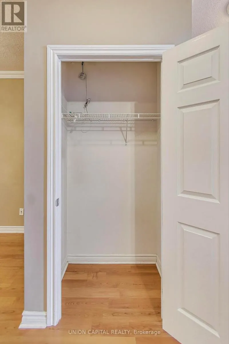 1104 - 5229 DUNDAS STREET W