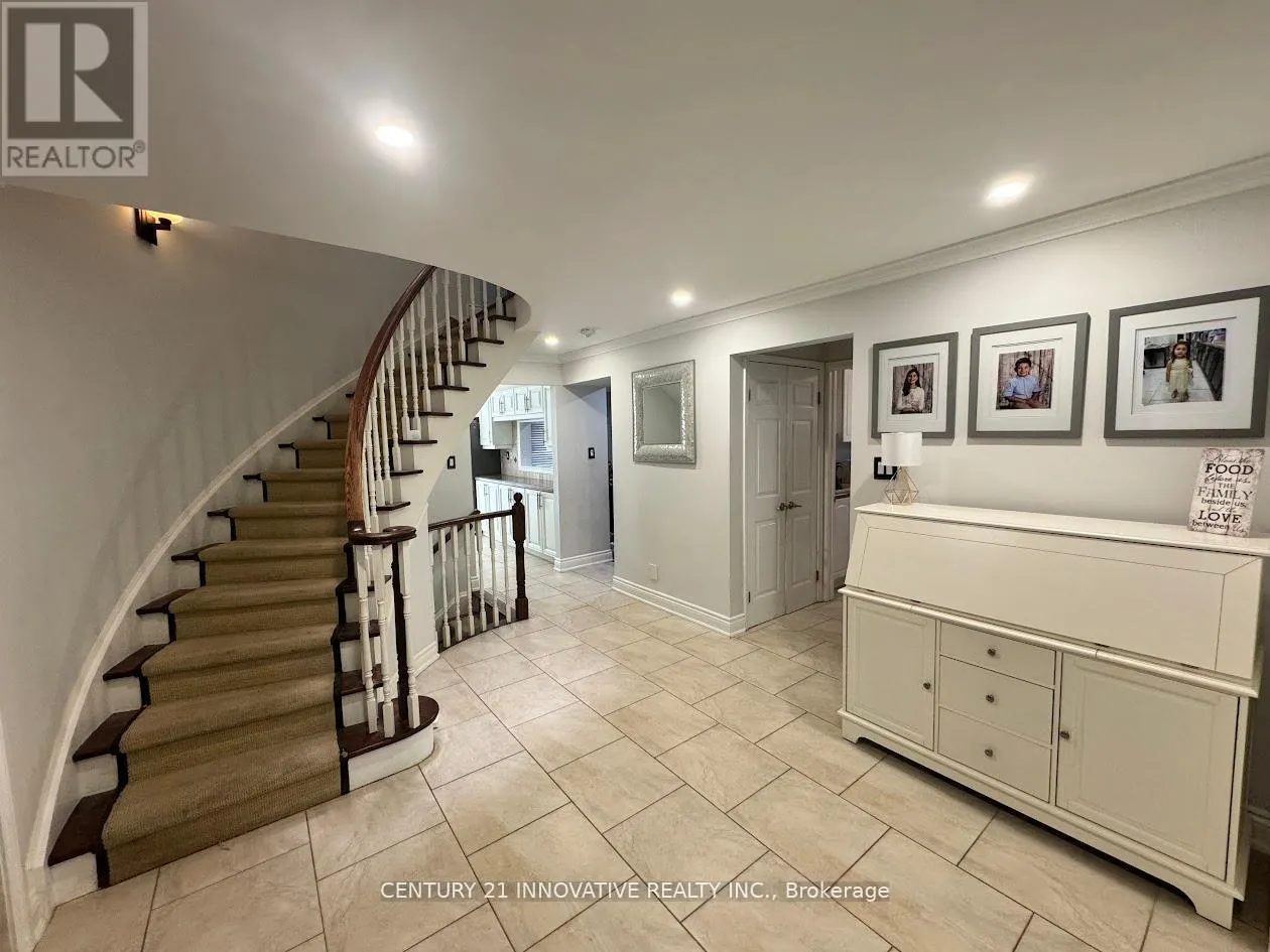 23 LINDEN CRESCENT