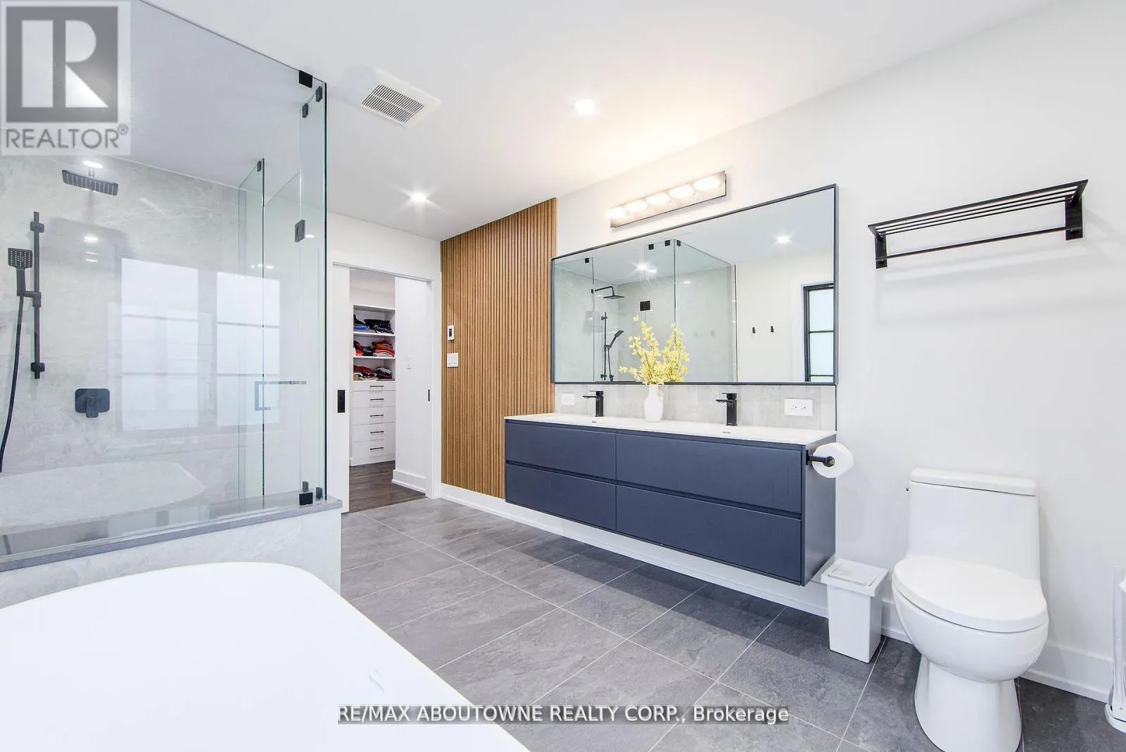 1319 GREENEAGLE DRIVE