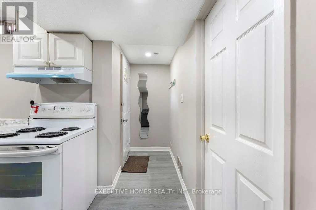 7610 BLACK WALNUT TRAIL