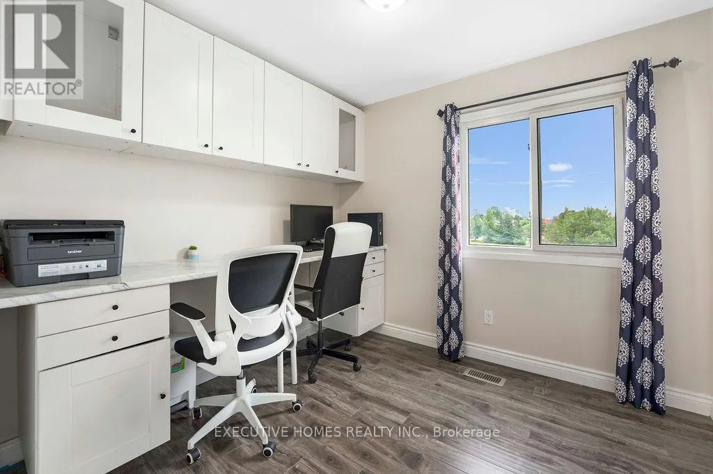 7610 BLACK WALNUT TRAIL