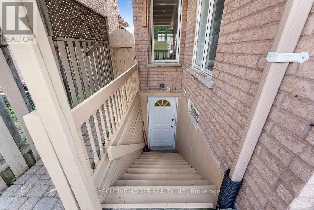 7610 BLACK WALNUT TRAIL