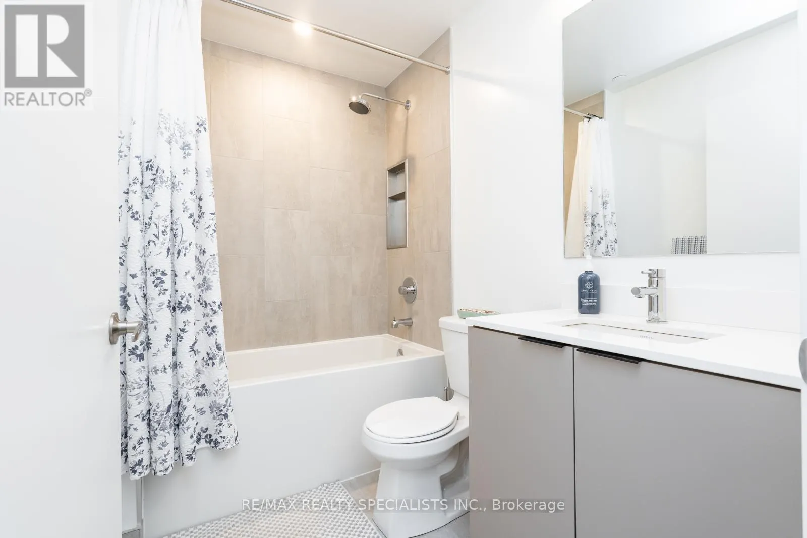 716 - 2485 EGLINTON AVENUE W