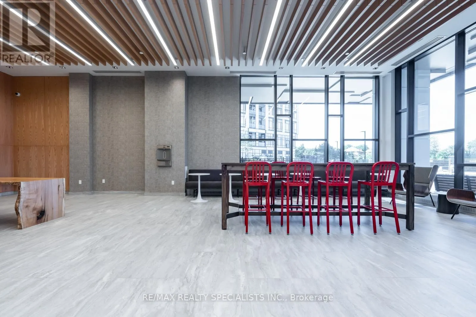 716 - 2485 EGLINTON AVENUE W