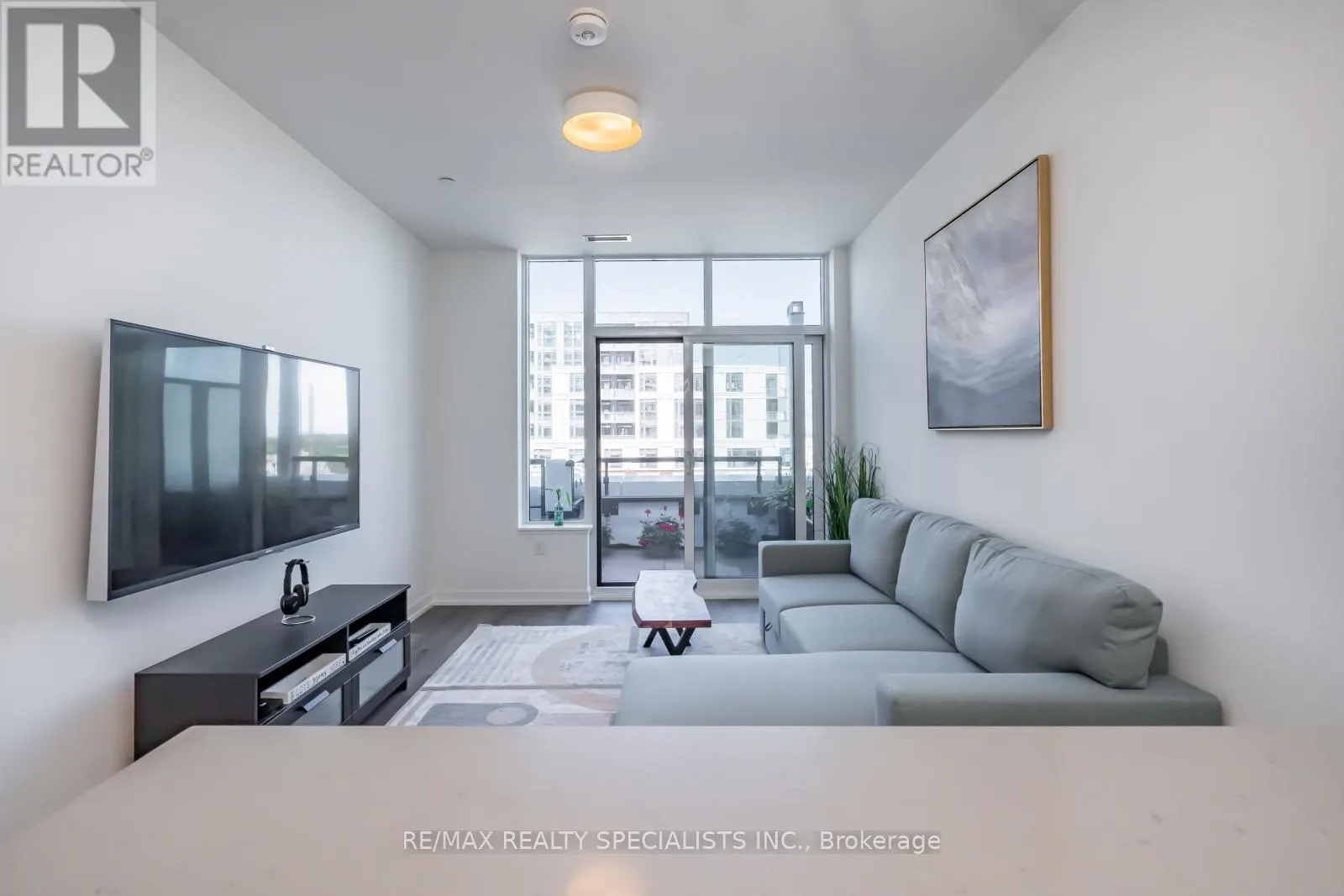 716 - 2485 EGLINTON AVENUE W