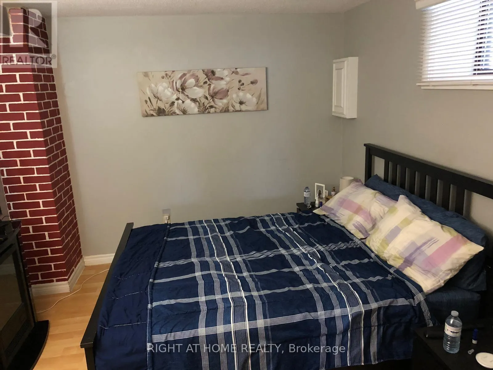 #1 - 2123 LAWRENCE AVENUE W