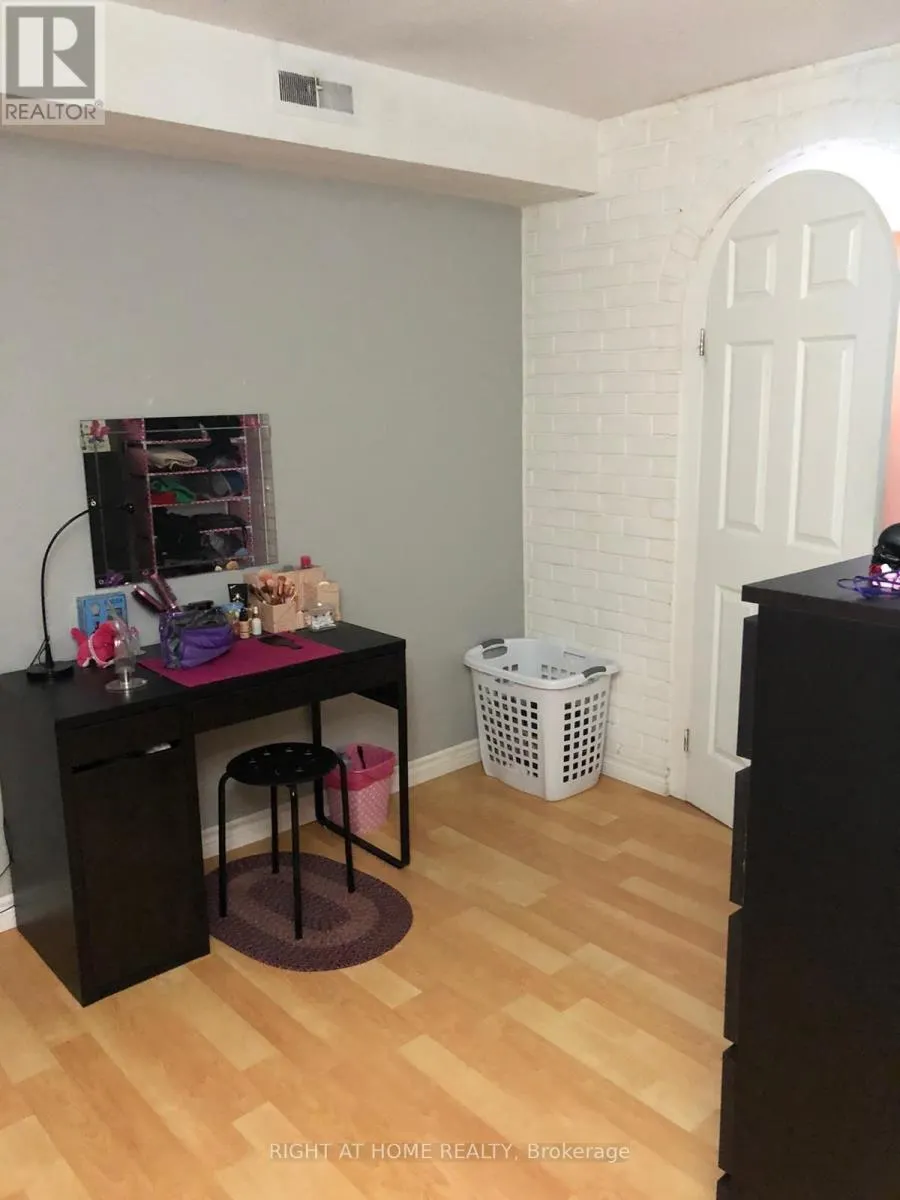 #1 - 2123 LAWRENCE AVENUE W
