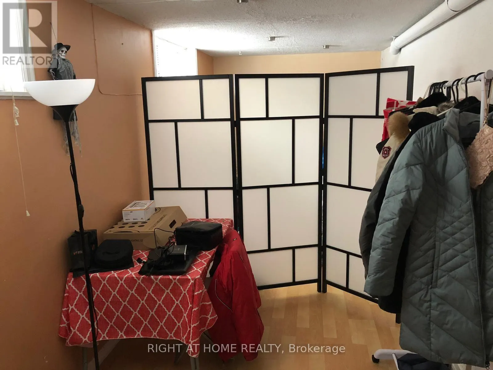 #1 - 2123 LAWRENCE AVENUE W