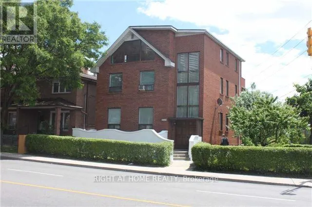#1 - 2123 LAWRENCE AVENUE W
