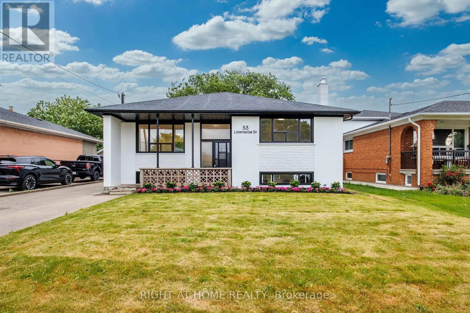 53 LAWNSIDE DRIVE