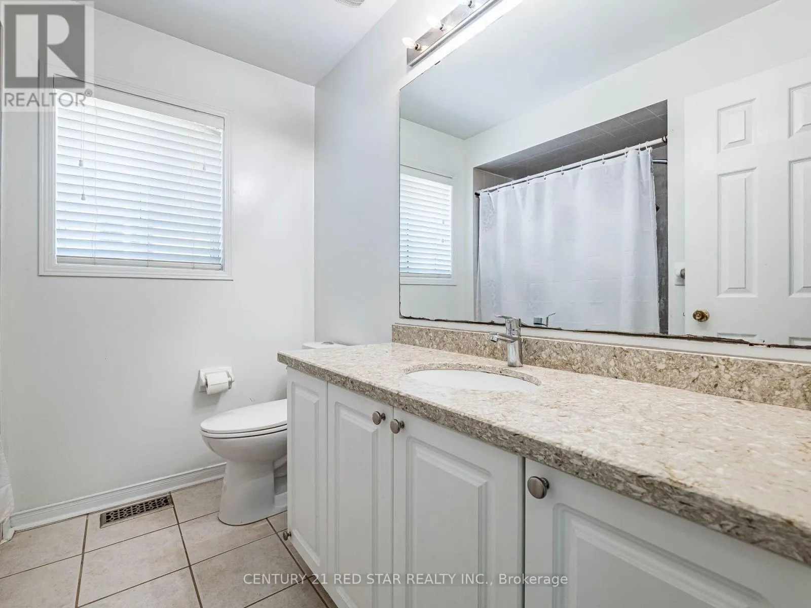 37 OAKMEADOW DRIVE