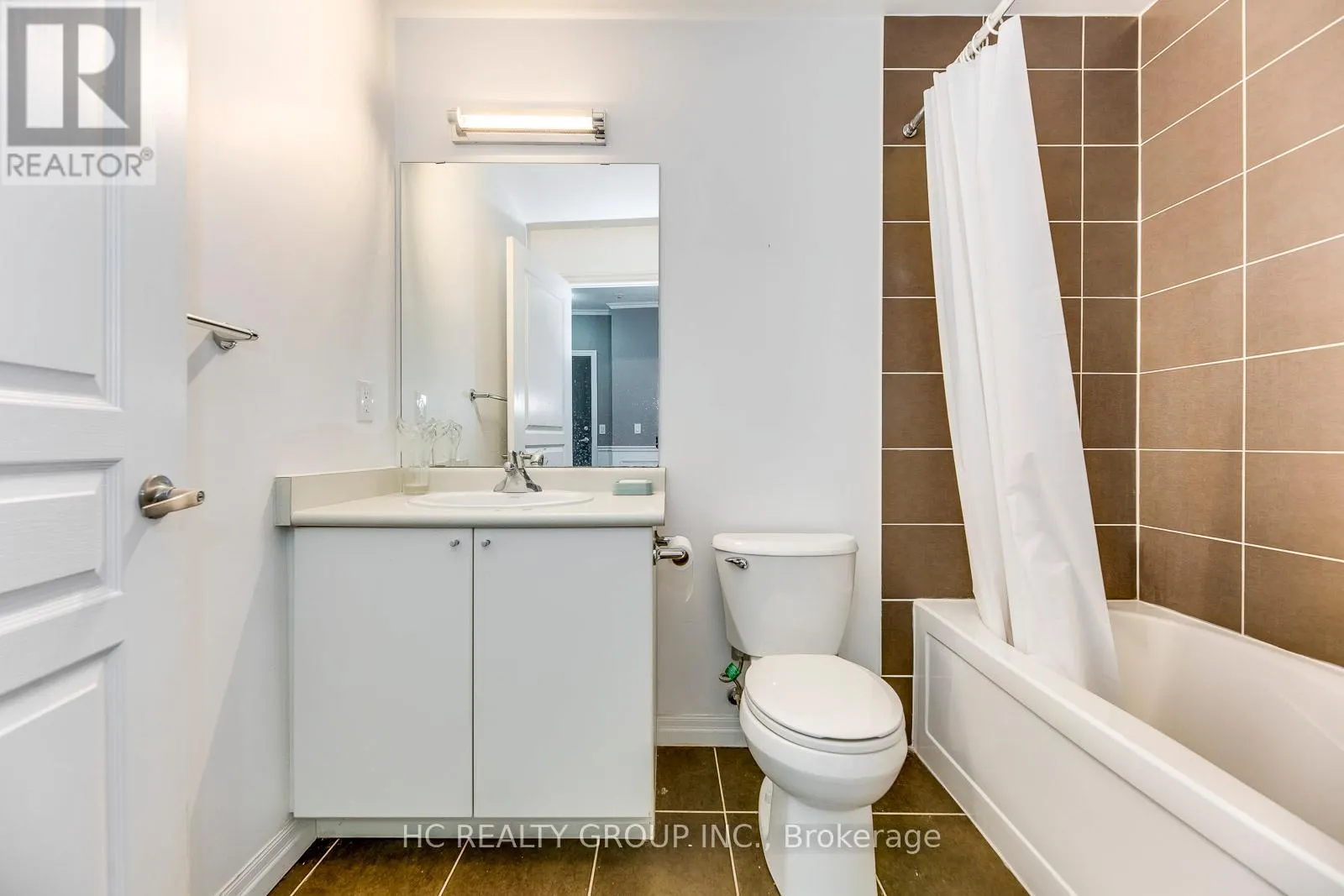 1804 - 223 WEBB DRIVE