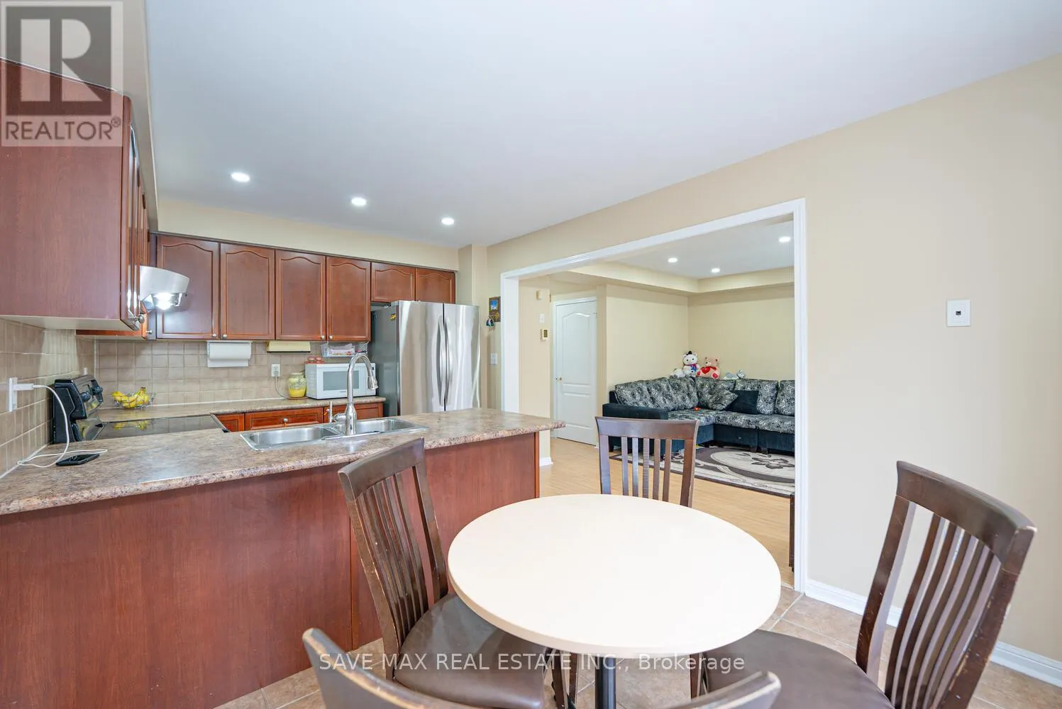 114 DECKER HOLLOW CIRCLE