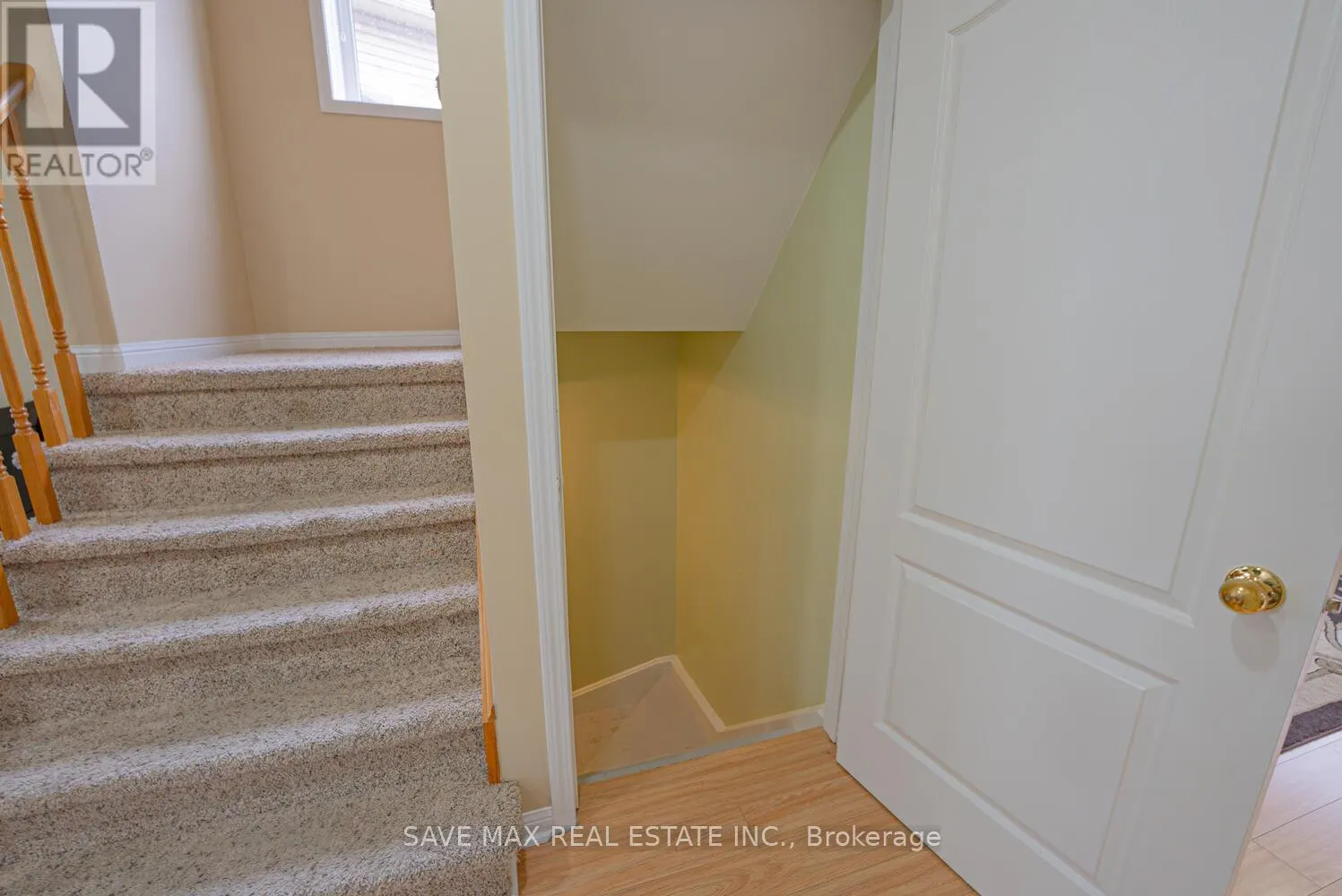 114 DECKER HOLLOW CIRCLE