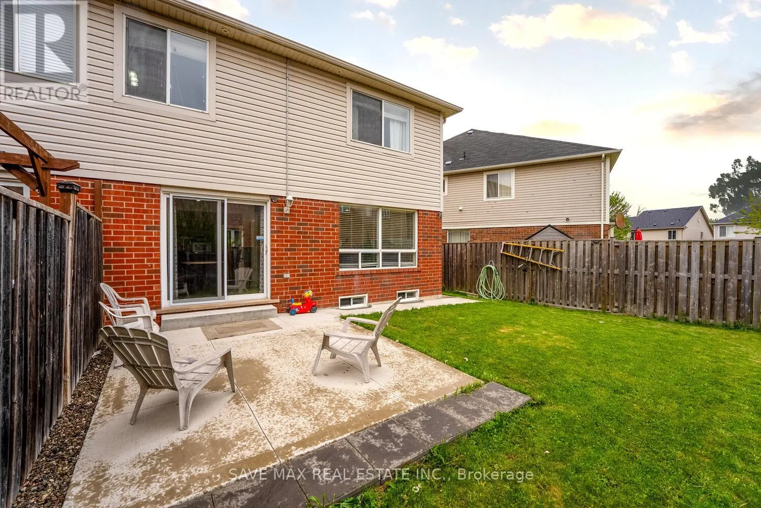 114 DECKER HOLLOW CIRCLE
