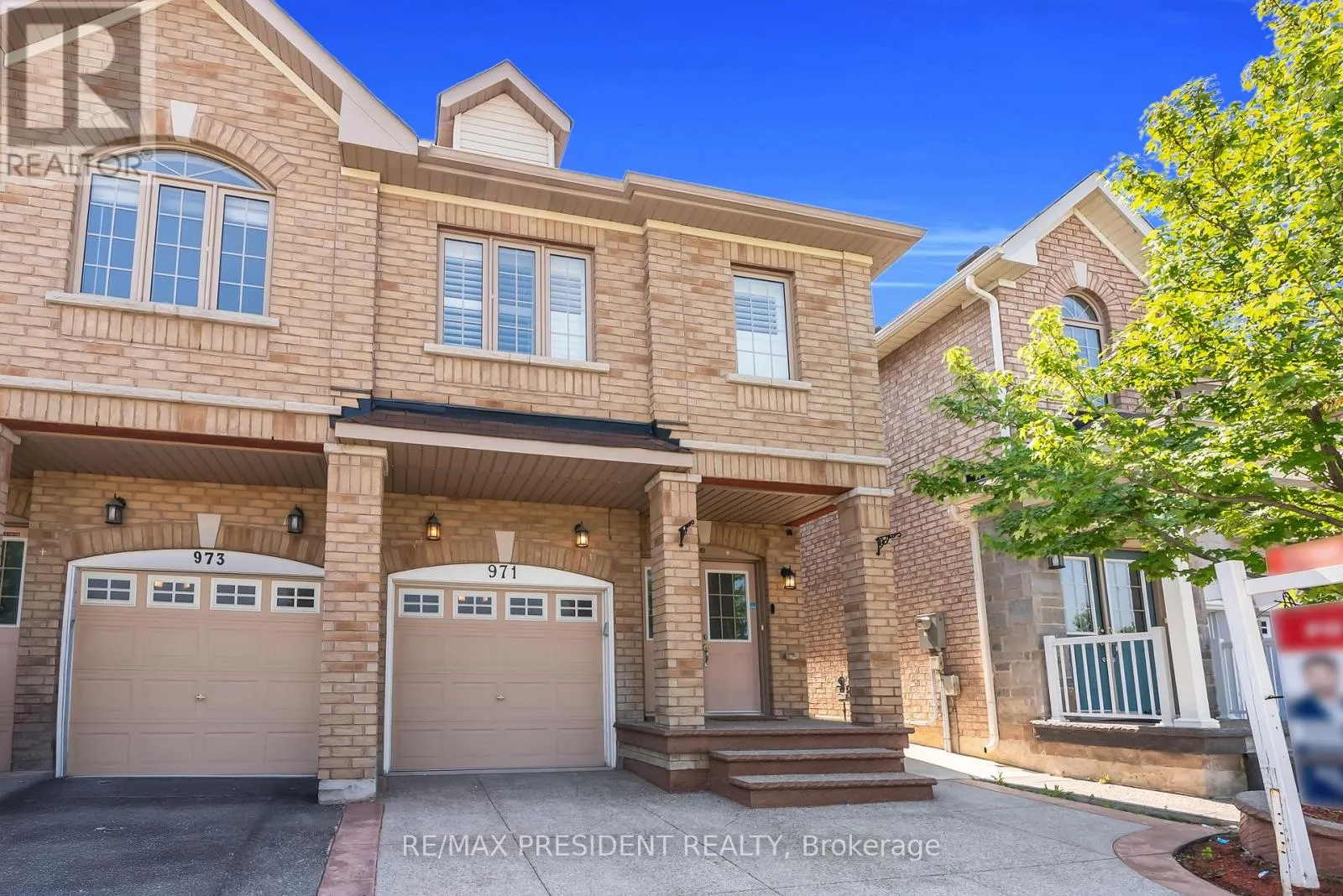 971 FRANCINE CRESCENT