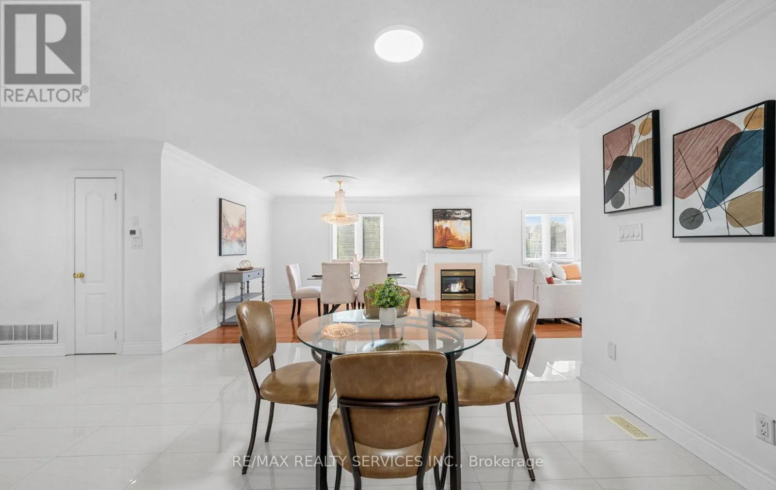 47 ECHORIDGE DRIVE