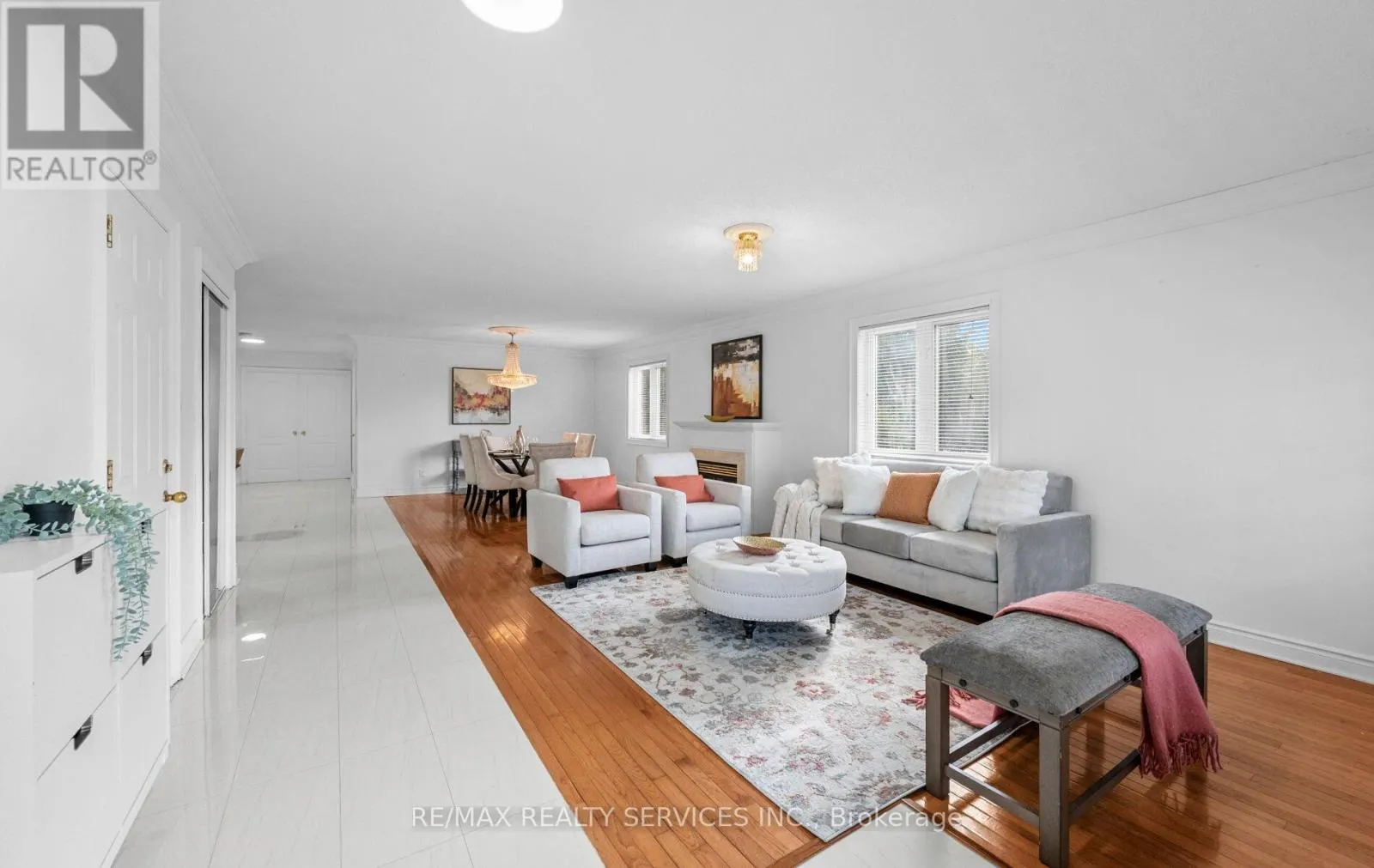 47 ECHORIDGE DRIVE