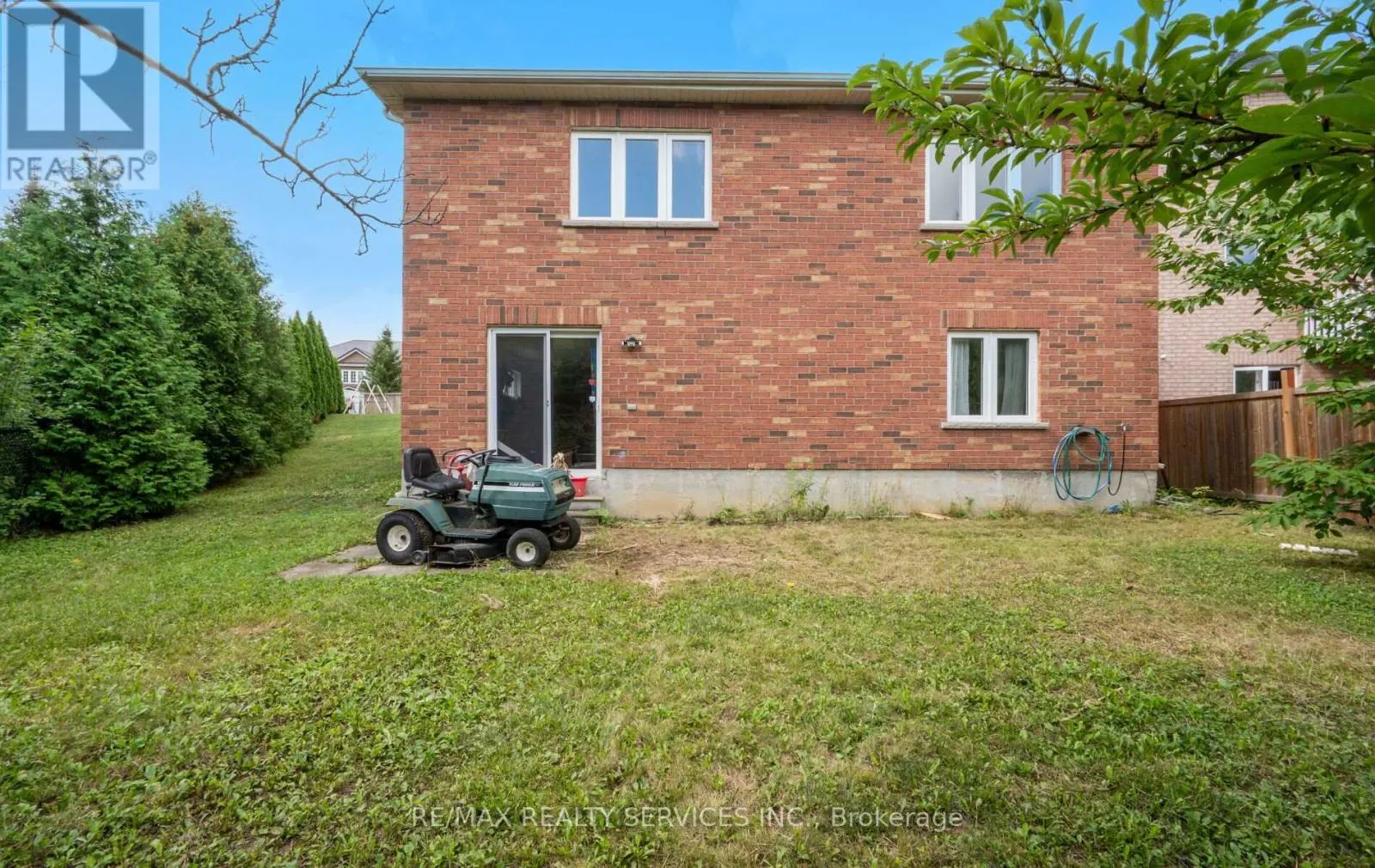 47 ECHORIDGE DRIVE