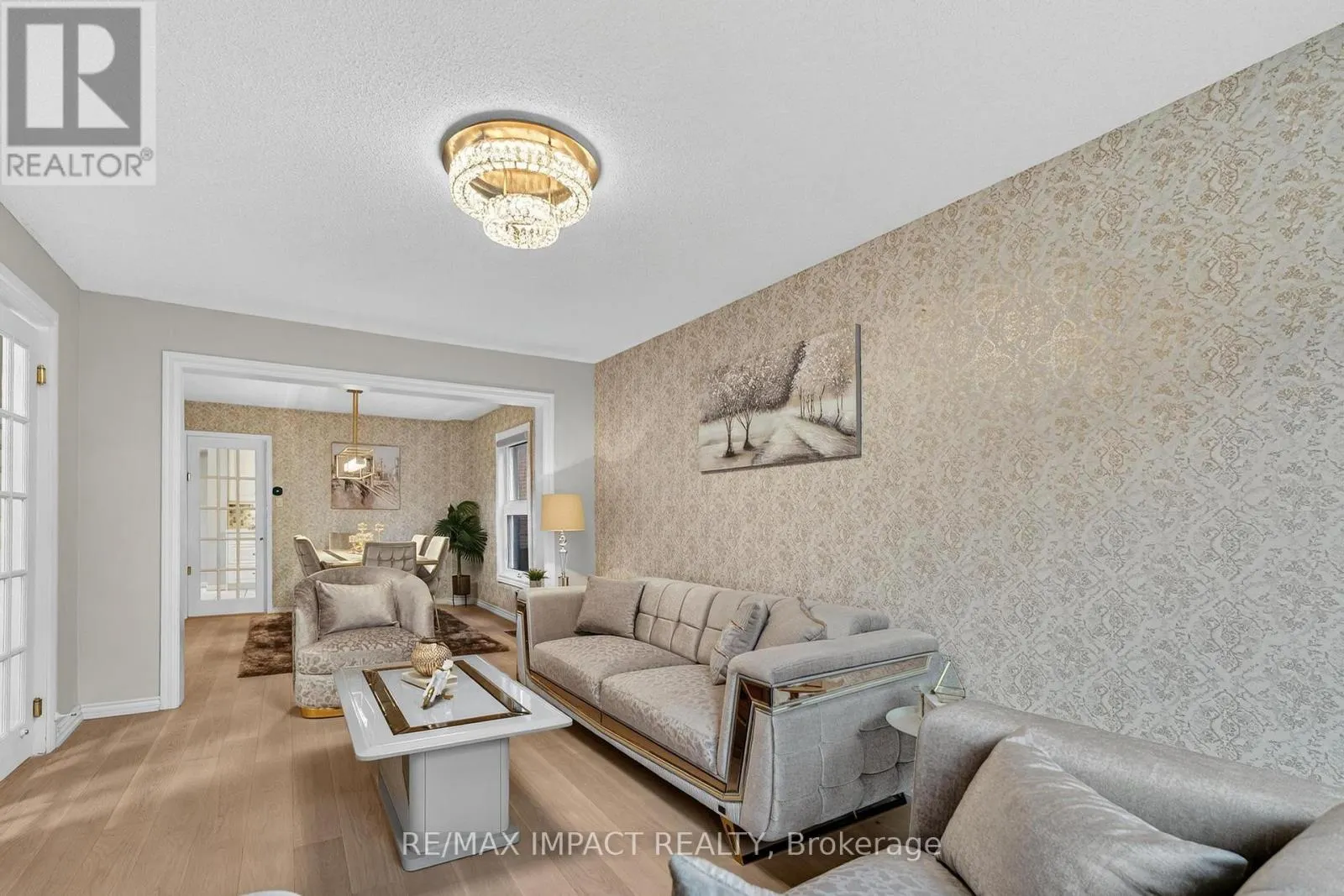4086 ROSSLAND CRESCENT