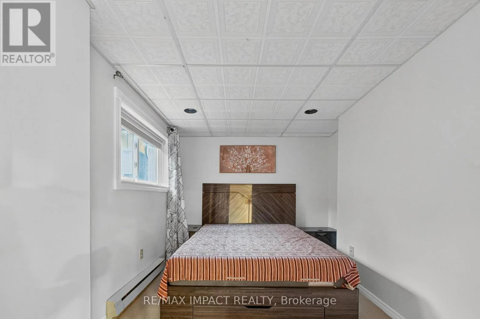 4086 ROSSLAND CRESCENT